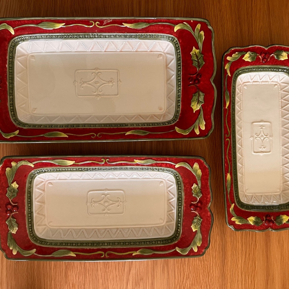 Fitz and Floyd St. Nick Handcrafted China